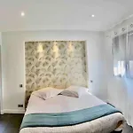 Luxueuse Contemporaine Avec Piscine A Deux Pas Des Plages De Biarritz 别墅 比达尔