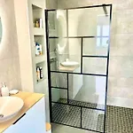 Luxueuse Contemporaine Avec Piscine A Deux Pas Des Plages De Biarritz * 比达尔