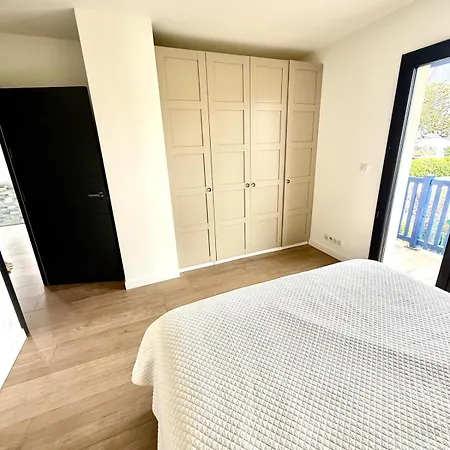 Luxueuse Contemporaine Avec Piscine A Deux Pas Des Plages De Biarritz Bidart