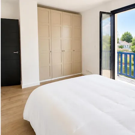 Luxueuse Contemporaine Avec Piscine A Deux Pas Des Plages De Biarritz *